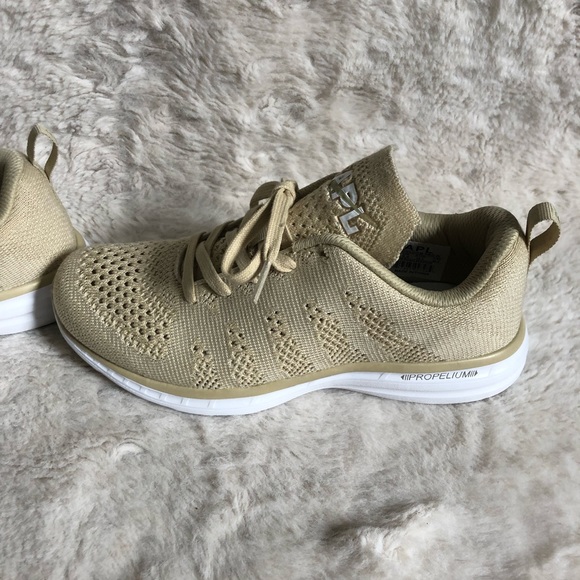 APL Techloom pro wheat cashmere blend sneakers size 8 - Picture 4 of 8